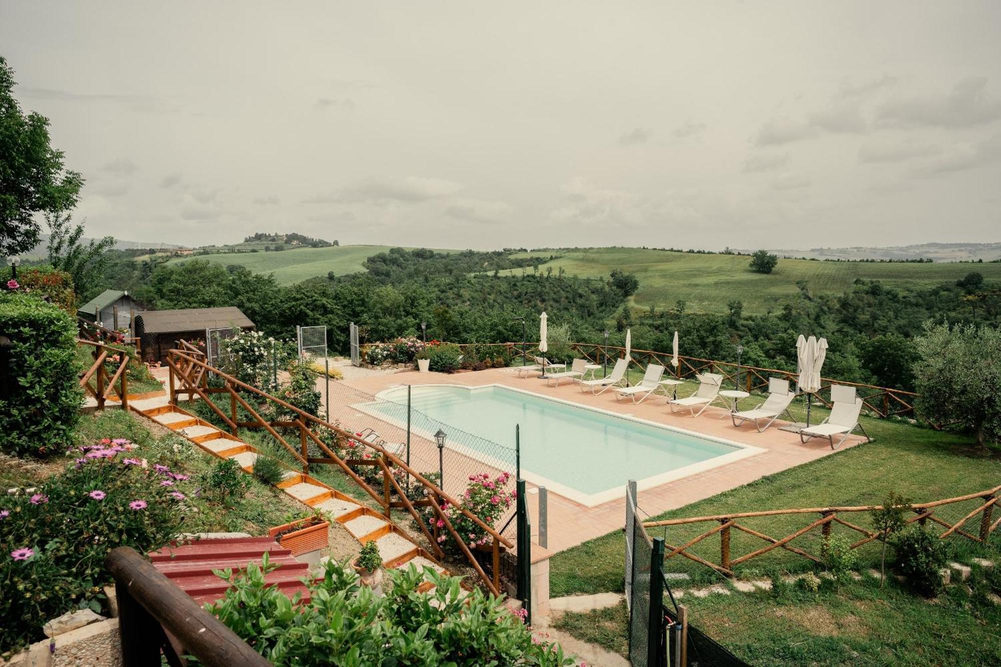 La Casa Di Sofia Apartment Poggio Aquilone Luaran gambar